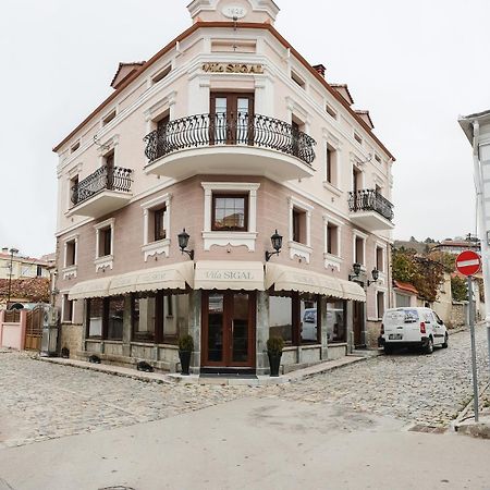 Hotel Vila Sigal Корча Экстерьер фото