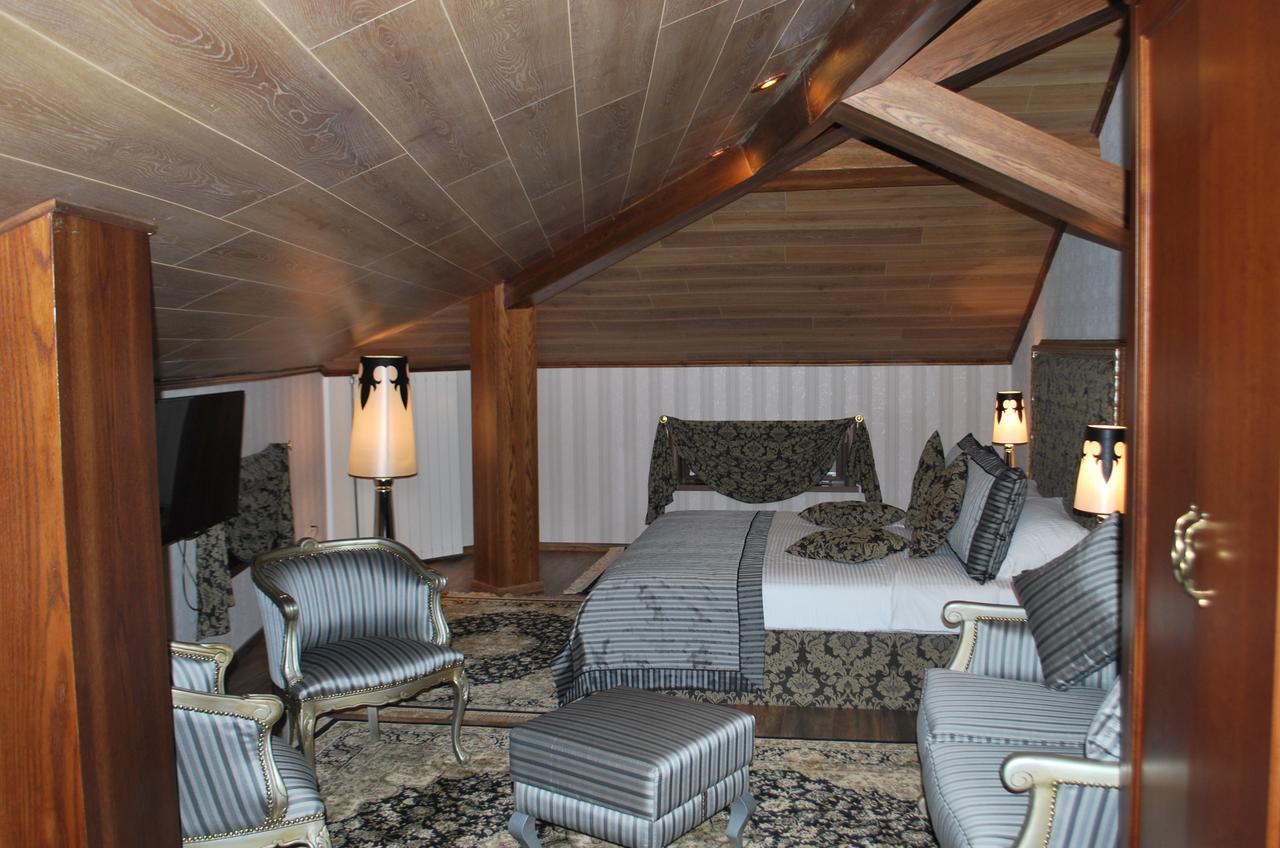 Hotel Vila Sigal Корча Экстерьер фото